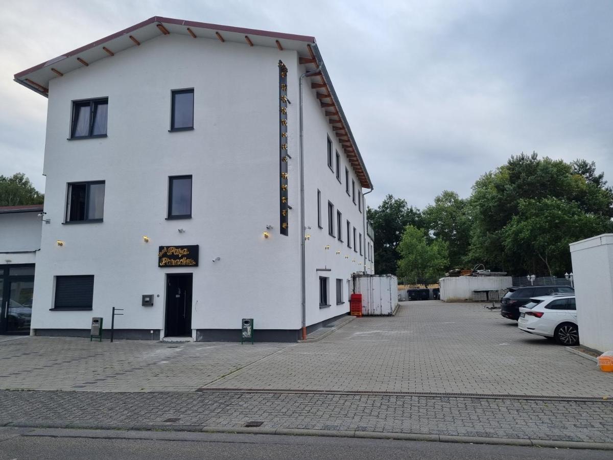 Hotel Pasa Paradies Kostenlose Parkplaetze Hanau Esterno foto