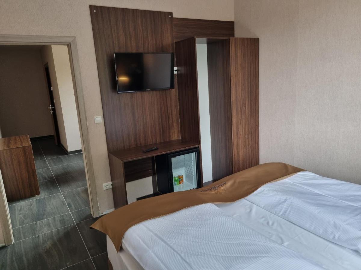 Hotel Pasa Paradies Kostenlose Parkplaetze Hanau Esterno foto